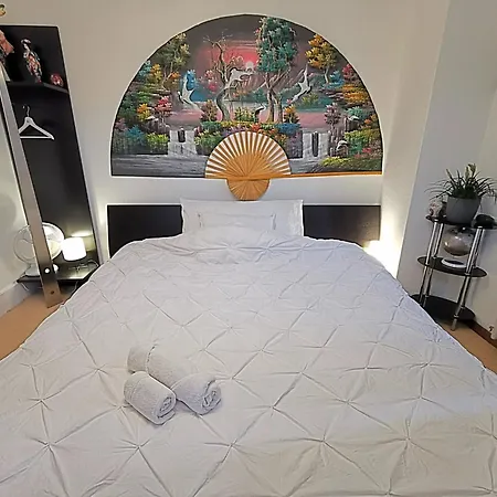 Lek & Jo 홈스테이